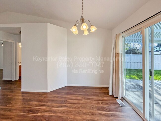 Foto del edificio - 10251 W Susan Ct