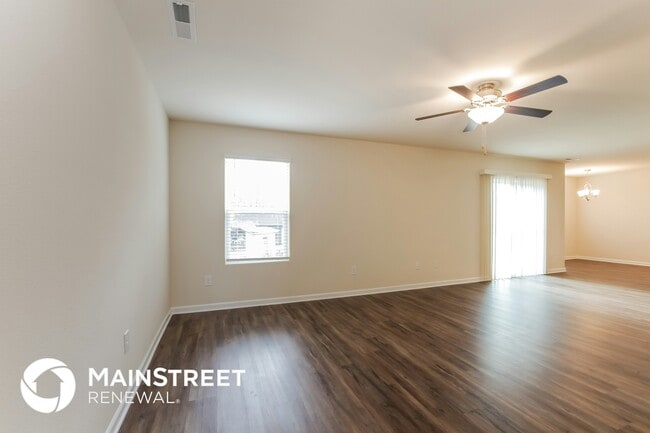 Building Photo - 160 Steamboat Ln