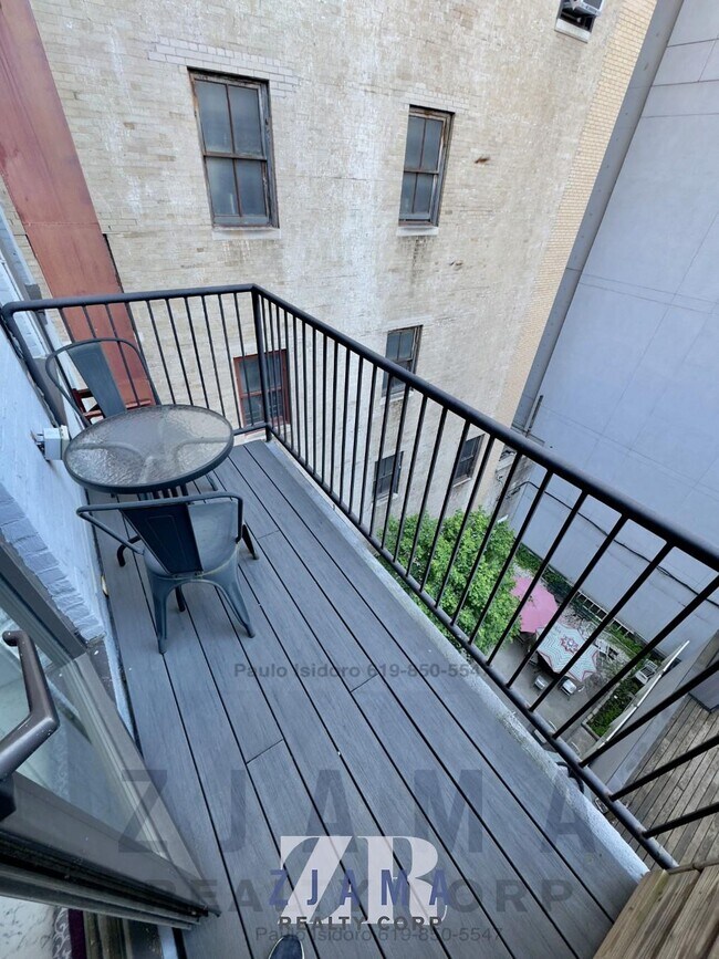 Foto del edificio - 72 Willoughby St