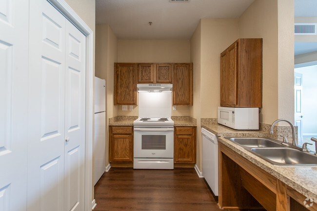 Kitchen - Legacy Senior Housing