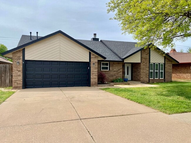 Photo - Gorgeous Remodeled Edmond 3 Bed 2 Bath House