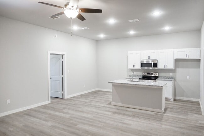 Building Photo - 2702 Roman Ln