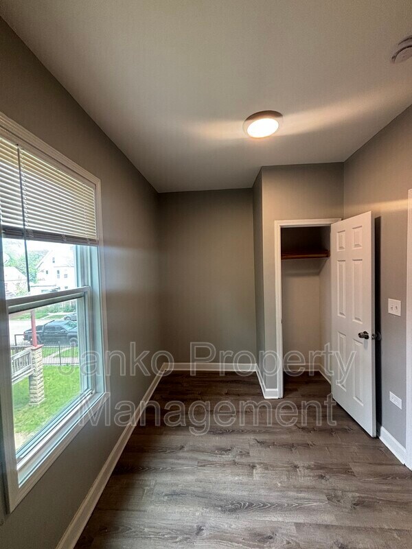 Foto del edificio - 7152 S Greenwood Ave