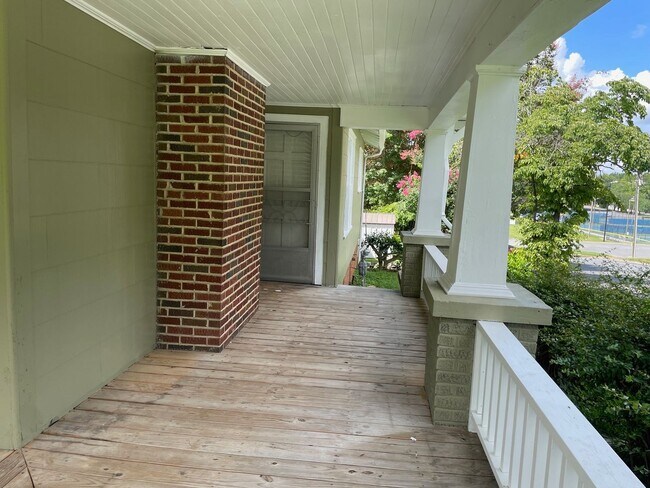 Foto del edificio - Beautiful 3 bed, 1 bath home located in As...