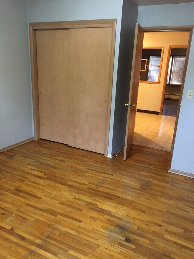 Foto del edificio - 416 E Cherry Ave