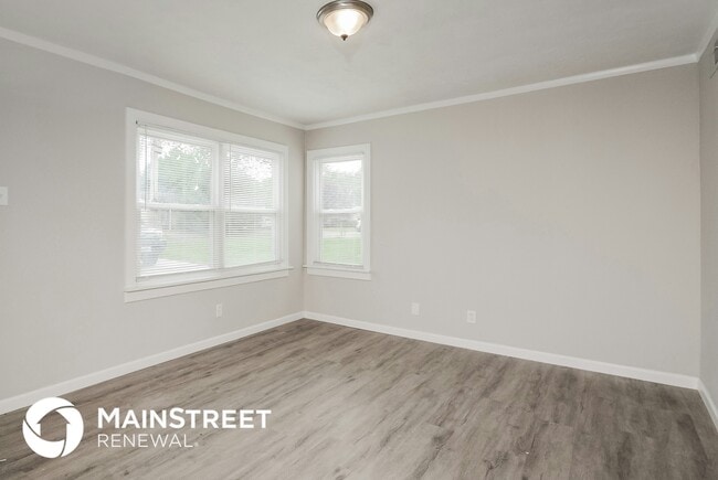 Building Photo - 219 Sadonia Ave