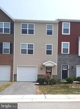 Building Photo - 833 Schooner Ln