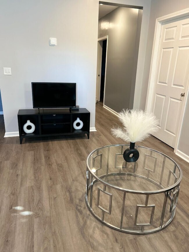 Foto del edificio - 2602 Glenbrook Ln