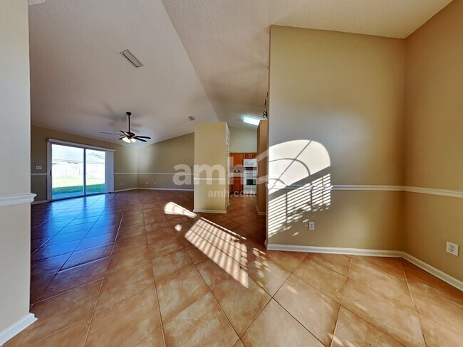 Foto del edificio - 2814 Silverside Court