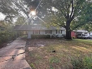 Building Photo - 1734 Dixie Dr