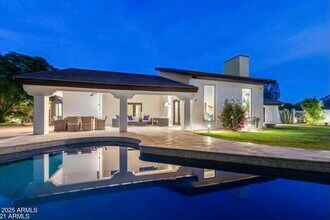 Building Photo - 11212 N Sundown Dr