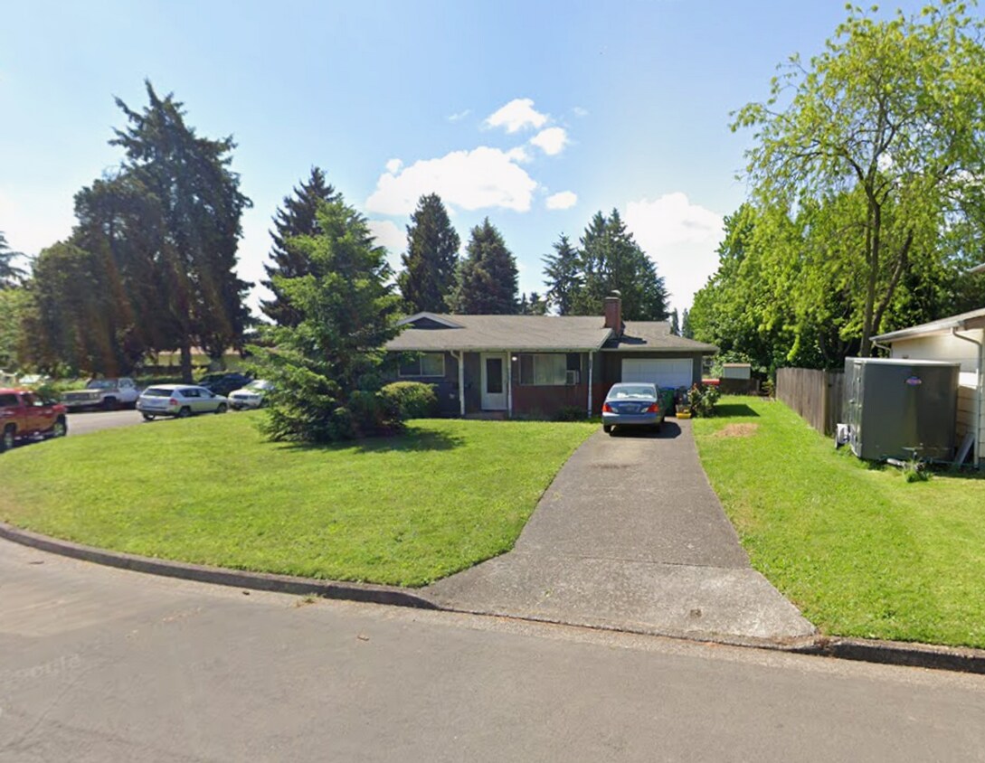 Foto principal - 3BR/1BA Duplex in Santa Clara Area