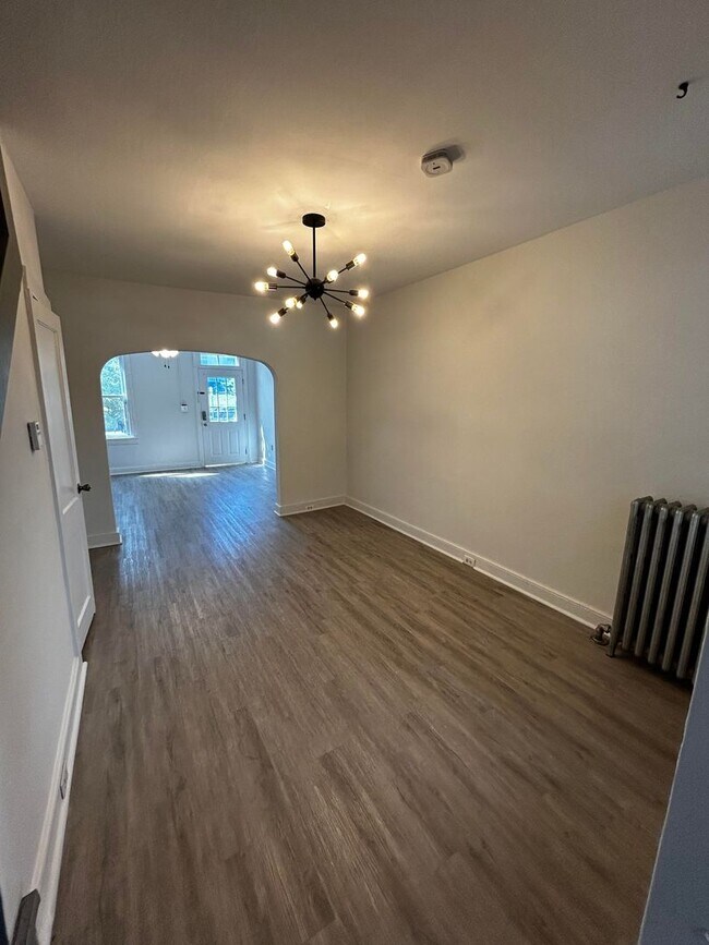 Building Photo - Easten Home for Rent