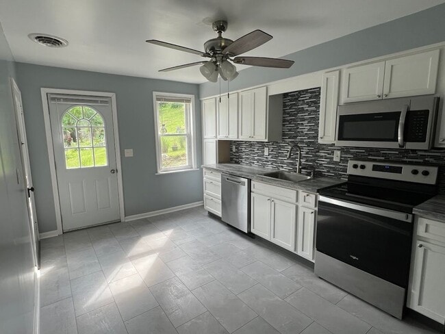 Foto del edificio - 3 Bedroom Home in Wernersville
