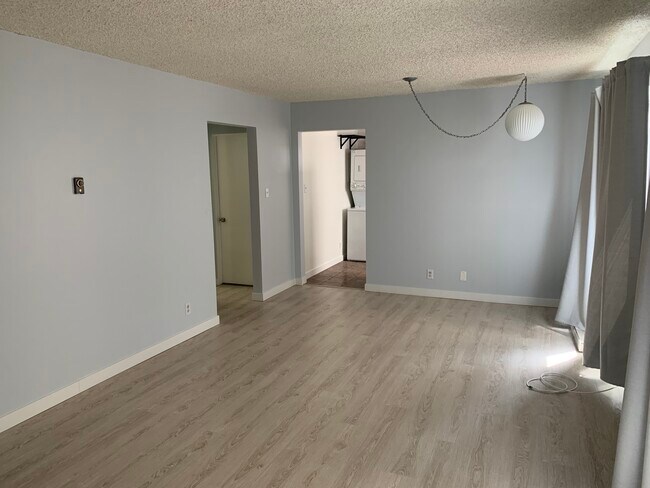 Living room - 36 Brooks Ave