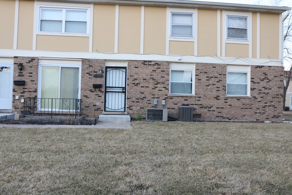 Foto principal - 20167 Ash Ln