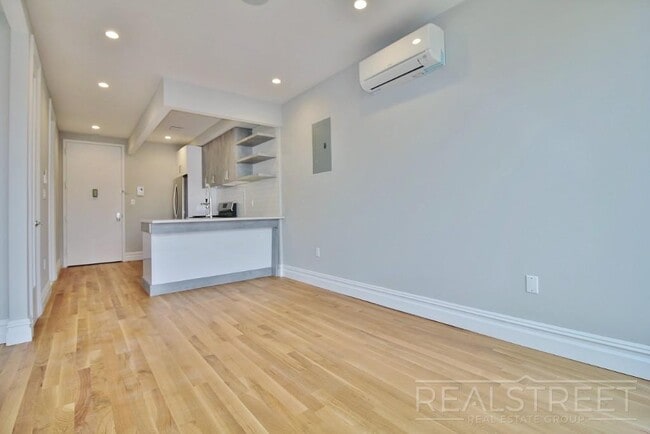 Foto del edificio - Stunning New 1 Bed in Prime Bed Stuy New B...