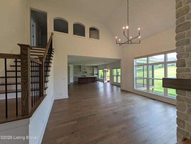 Building Photo - 6205 Brentwood Dr