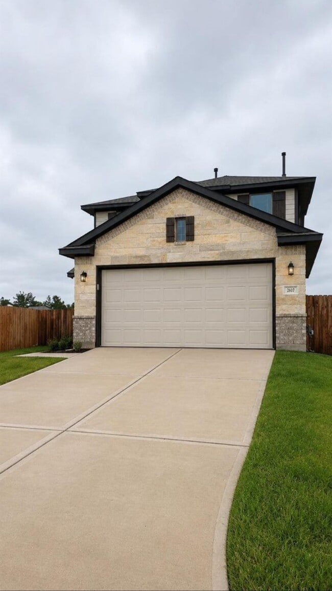 Building Photo - 2607 Rain Quail Ct