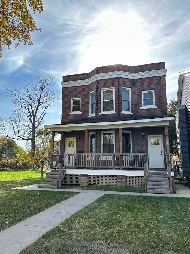 Foto principal - 222 Harper Ave