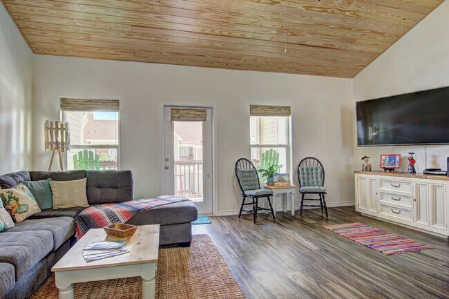 Foto del edificio - 1813 Eleventh Street-SI ID1023289P