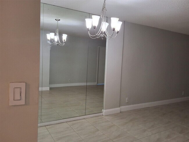 Foto del edificio - 4500 N Federal Hwy