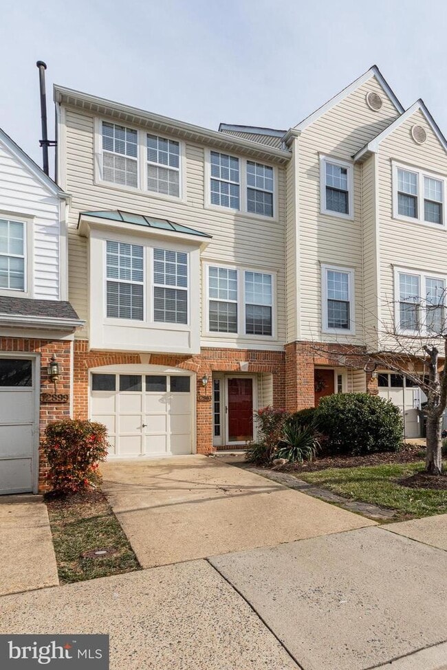 Building Photo - 12903 Titania Way
