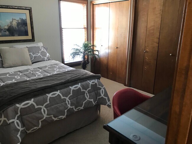 Segundo dormitorio - 5005 Faraon St