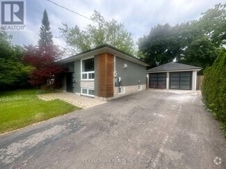 Building Photo - 534 Weir Ave