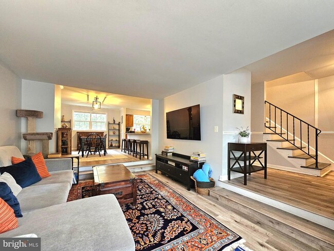 Building Photo - 2807 Lafora Ct