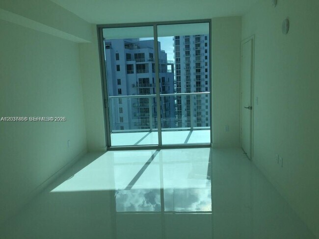 Foto del edificio - 1100 S Miami Ave