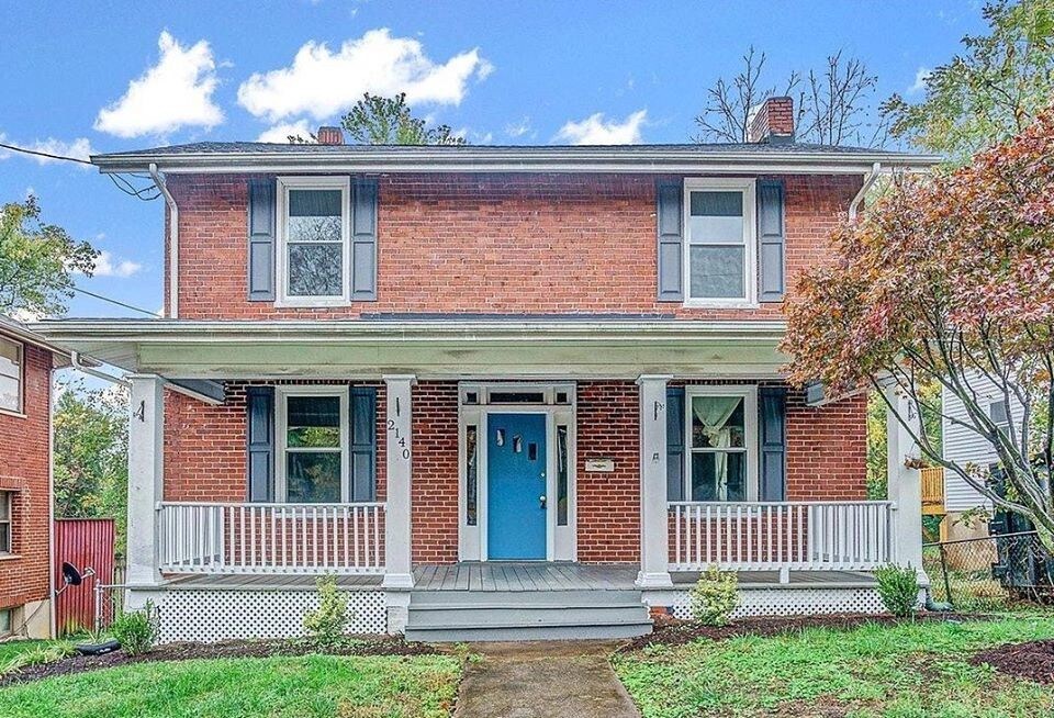 2140 Mountain View Terrace SW, Roanoke, VA 24015 House Rental in