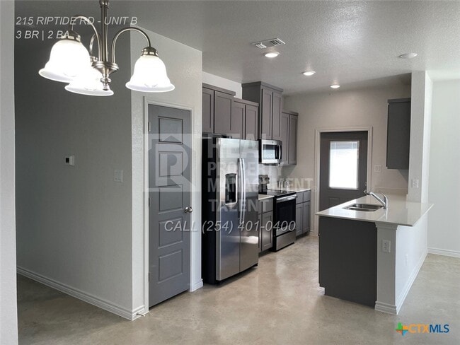 Building Photo - 215 Riptide Rd