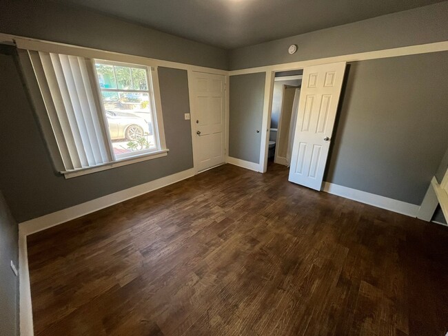 Building Photo - 8454-56 Lemon Ave