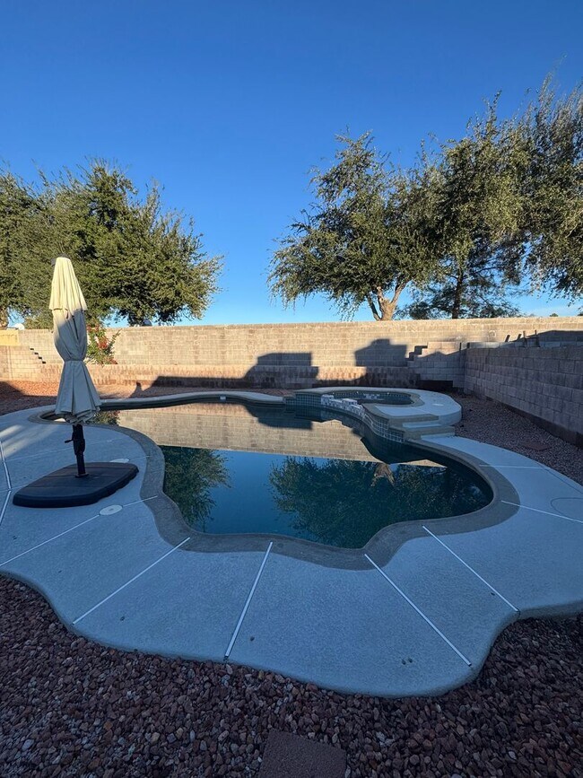 Foto del edificio - 23849 N 41st Ave