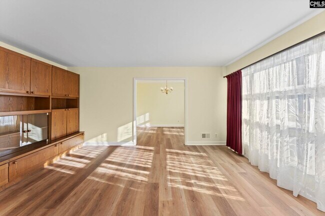Foto del edificio - 1115 Gardendale Dr