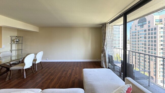 Foto del edificio - 10535 Wilshire Blvd
