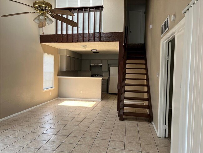 Building Photo - 12108 Copper Tree Pvt Ln