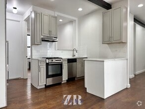Building Photo - 410 Eastern Pkwy