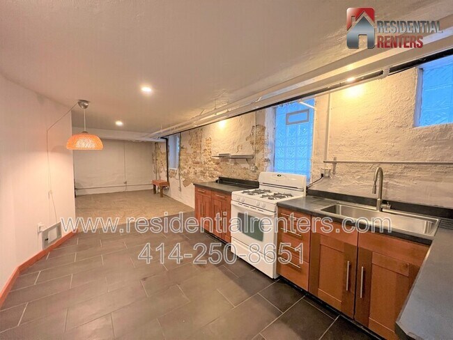 Foto del edificio - 2867 N Weil St