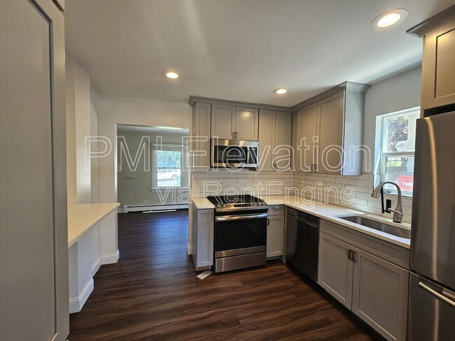 Building Photo - 5175 Osceola St