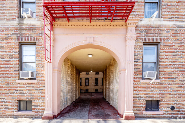 Building Photo - 37-20 99th St