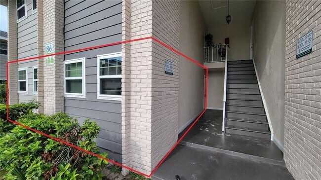 Building Photo - 863 Sky Lake Cir