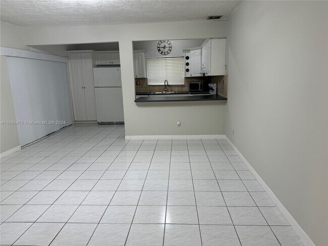 Foto del edificio - 13267 NW 5th St