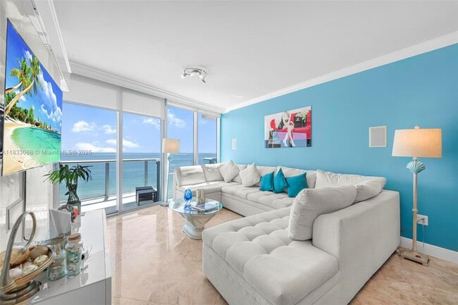 Building Photo - 17001 Collins Ave