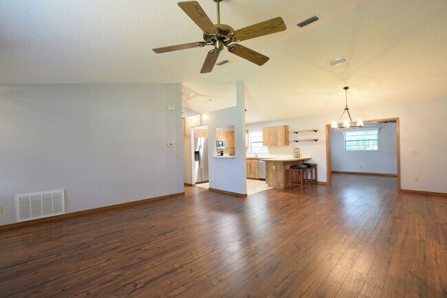 Foto del edificio - 3 br, 2 bath House - 236 Secret Way