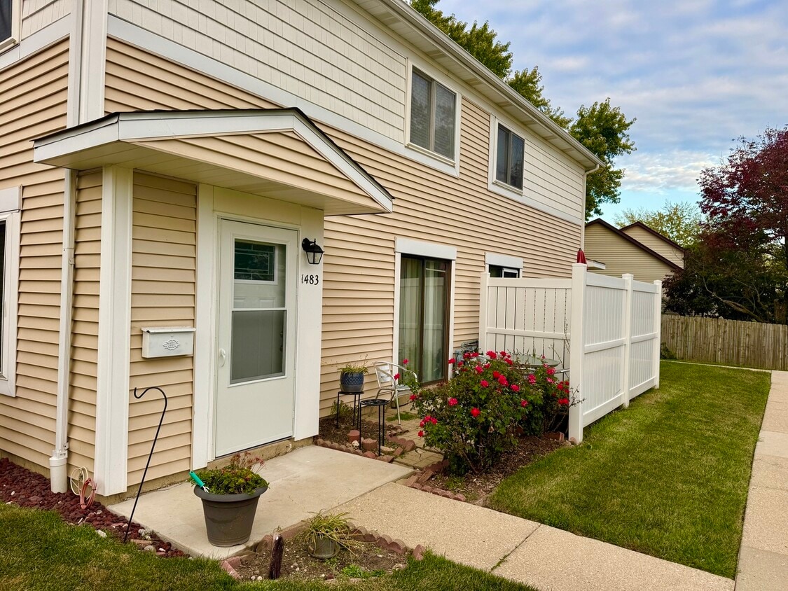 Foto principal - 1483 Cornell Ct