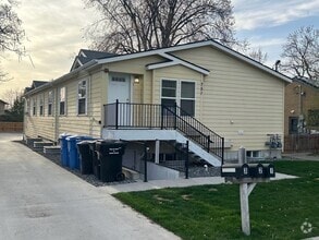 Building Photo - 751 N 200 E