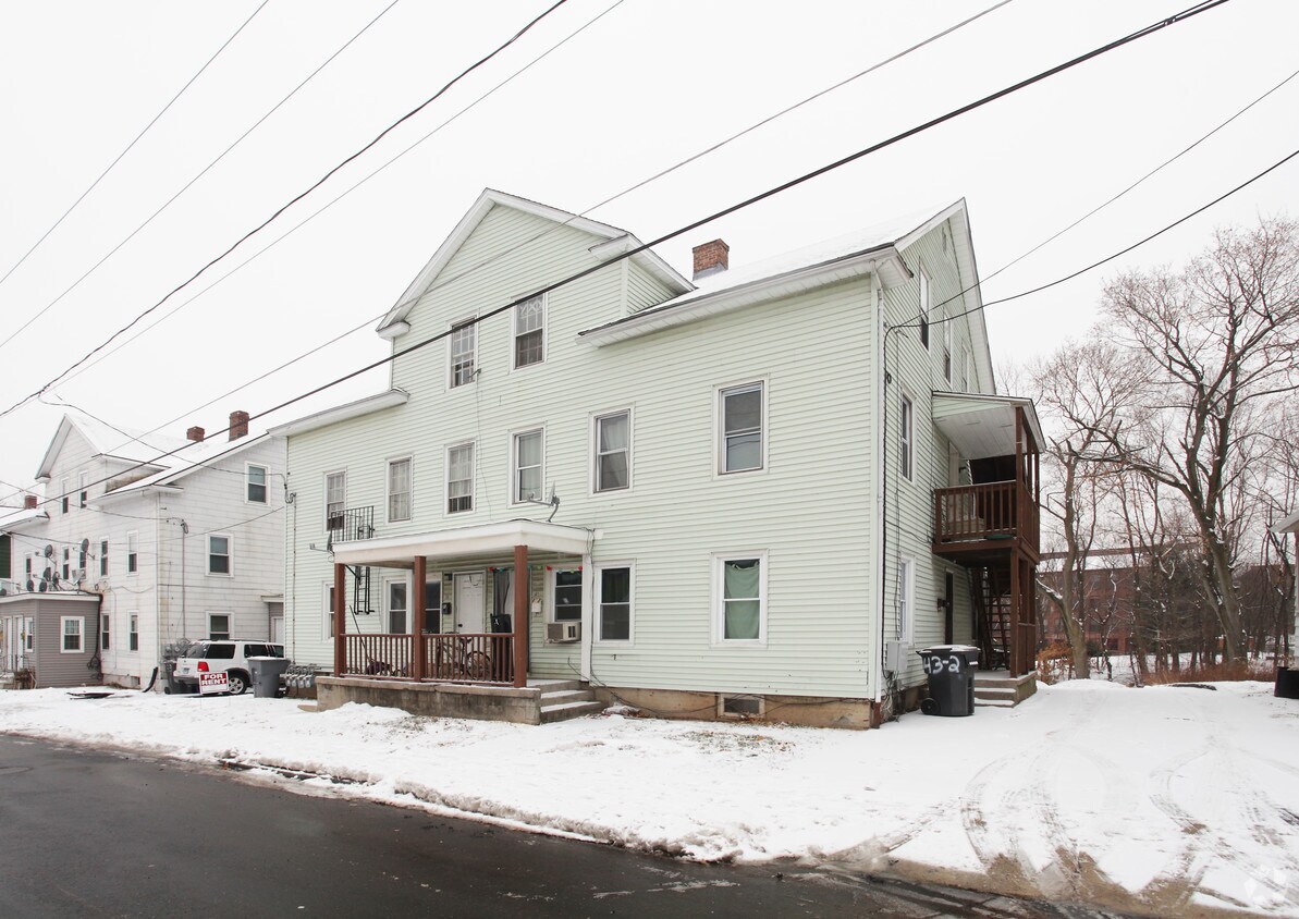 Foto del edificio - 35-43 Asnuntuck St