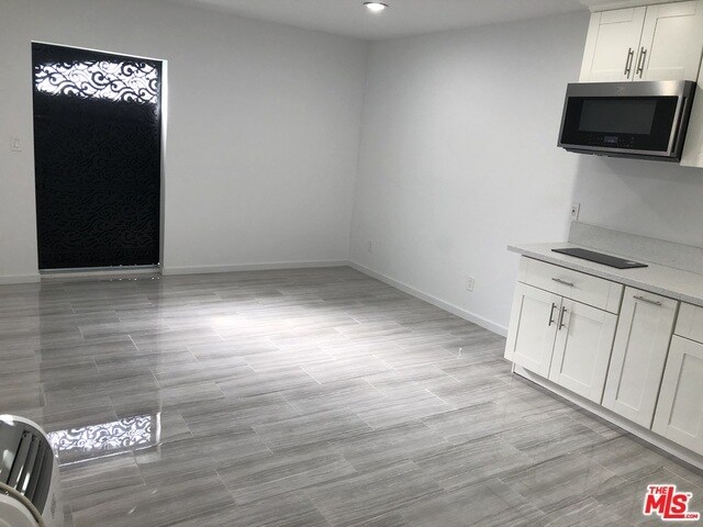 Foto del edificio - 602 N Maple Dr